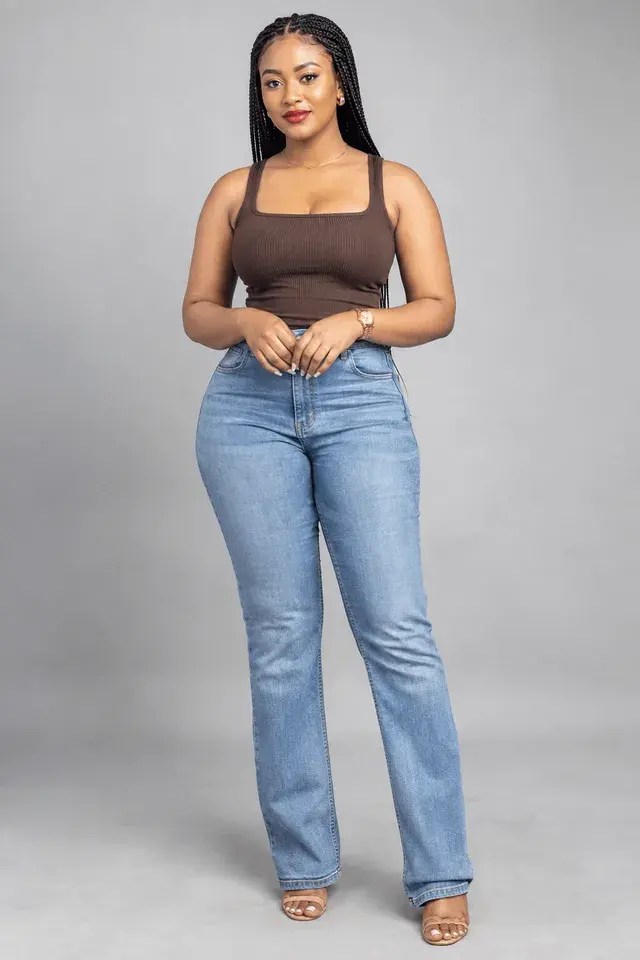 Eve, virtual model from Levah’s current Studio library